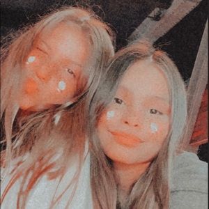 Meet your Posher, Sabrina